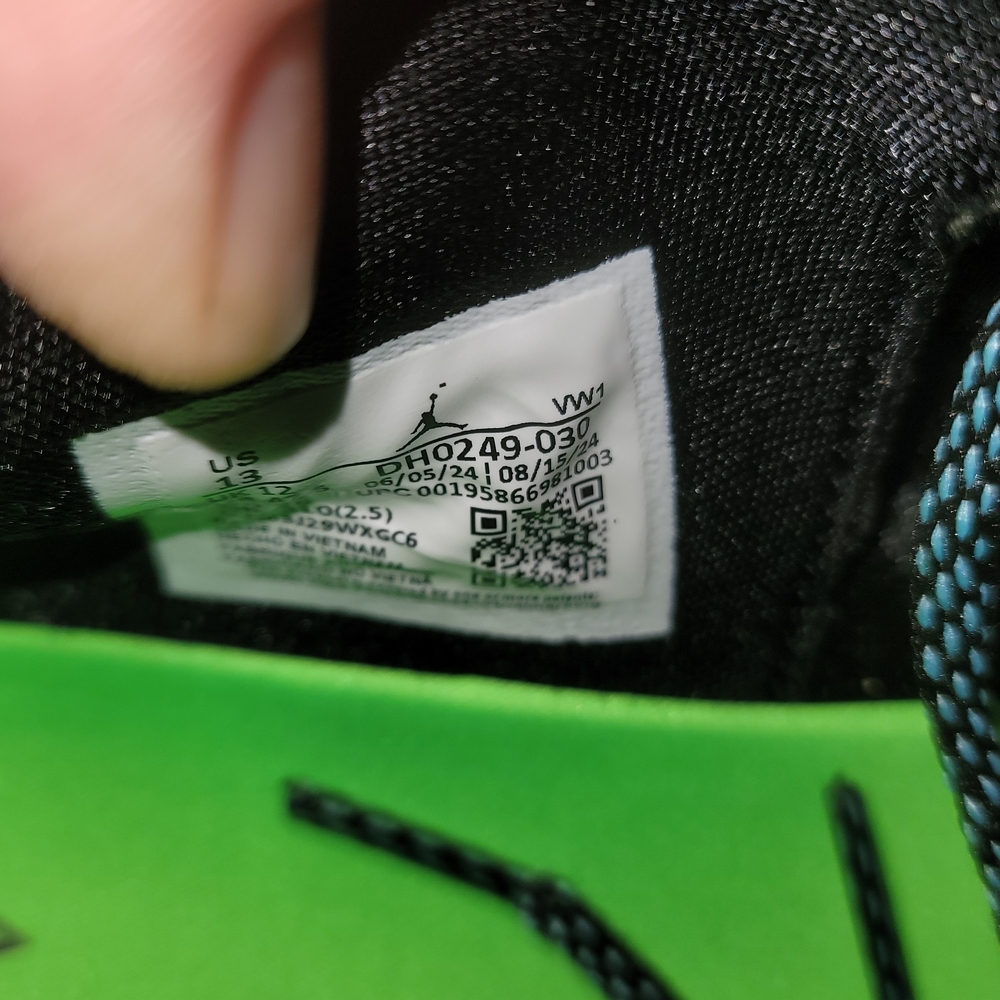Nike Air JORDAN Zoom Separate Men's Black Sneakers with Multicolor Accents BNIB - Picture 9 of 15